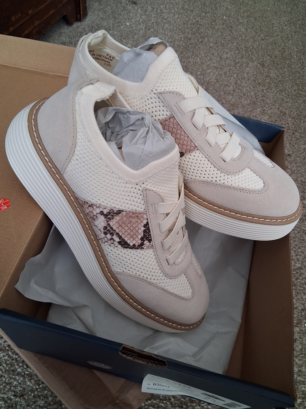 Cole Haan OG Max Platform cream w/snake Low Top Sneakers Womens NIB, Sz. 9.5